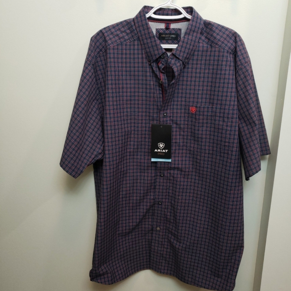 Ariat Pro Series Men's Blue and Red Plaid Short Sleeve Shirt Rodeo Western